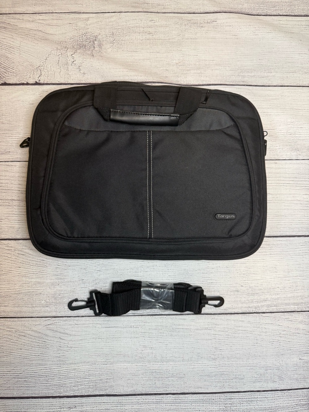 New Targus Laptop Bag